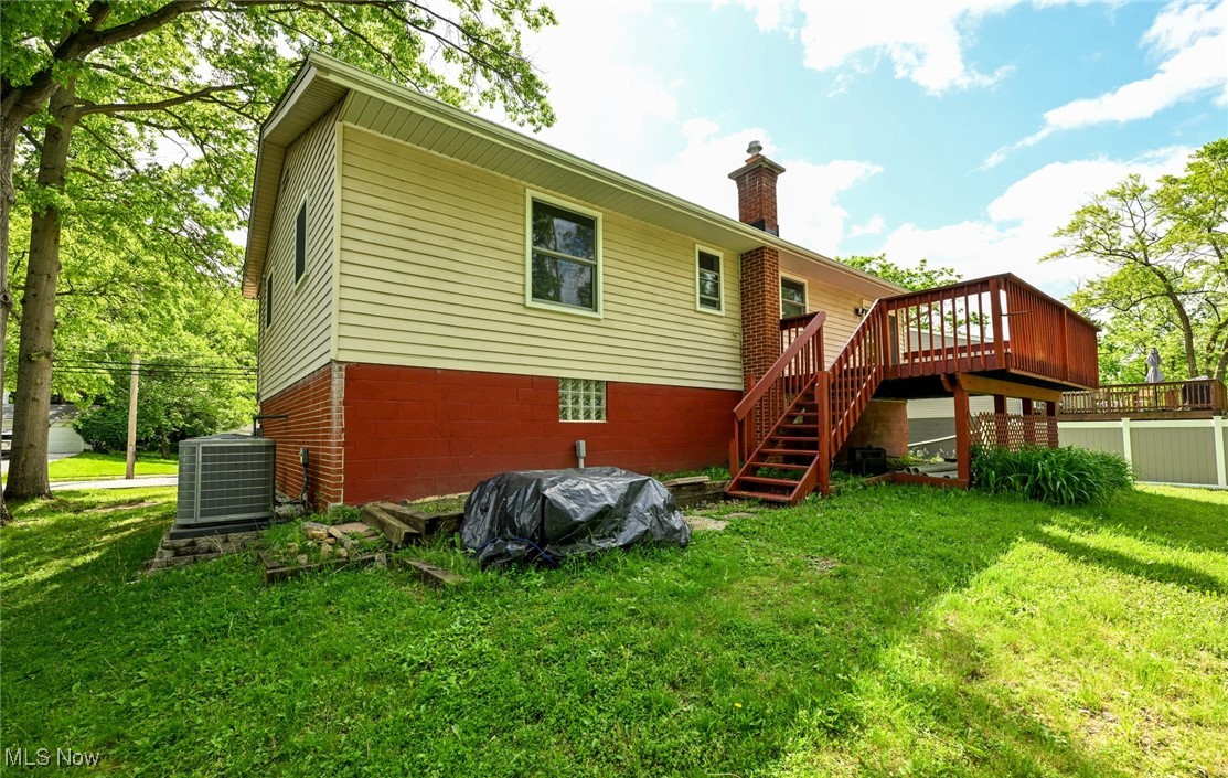 3428 Hiwood Avenue, Stow, Ohio image 4