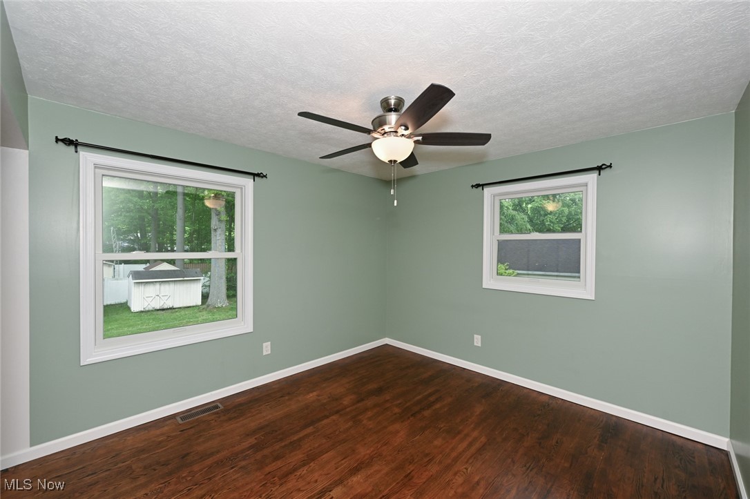 3428 Hiwood Avenue, Stow, Ohio image 31