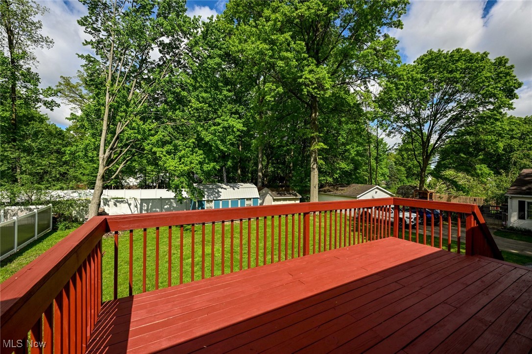 3428 Hiwood Avenue, Stow, Ohio image 11