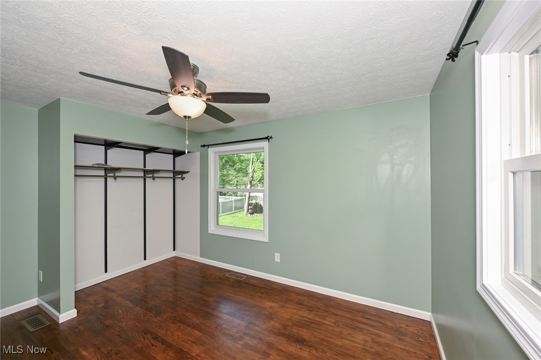 3428 Hiwood Avenue, Stow, Ohio image 32
