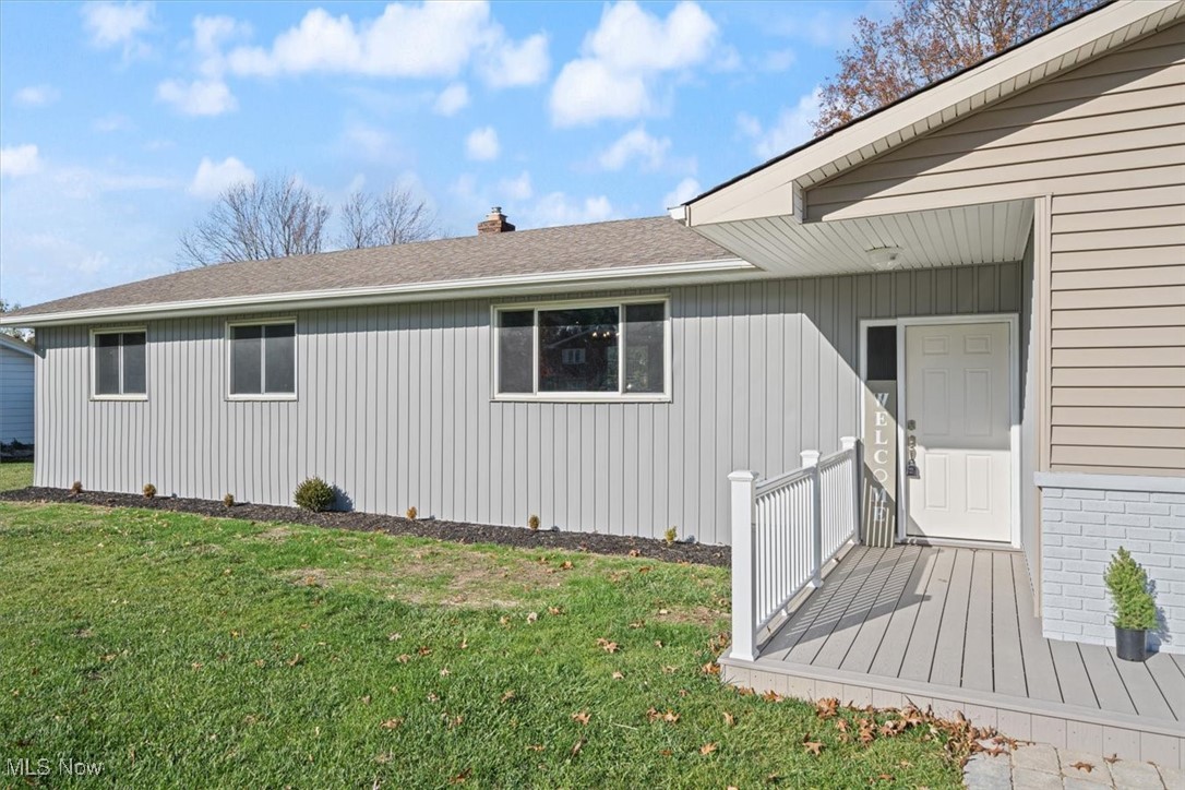 7558 Pamela Drive, North Royalton, Ohio image 3