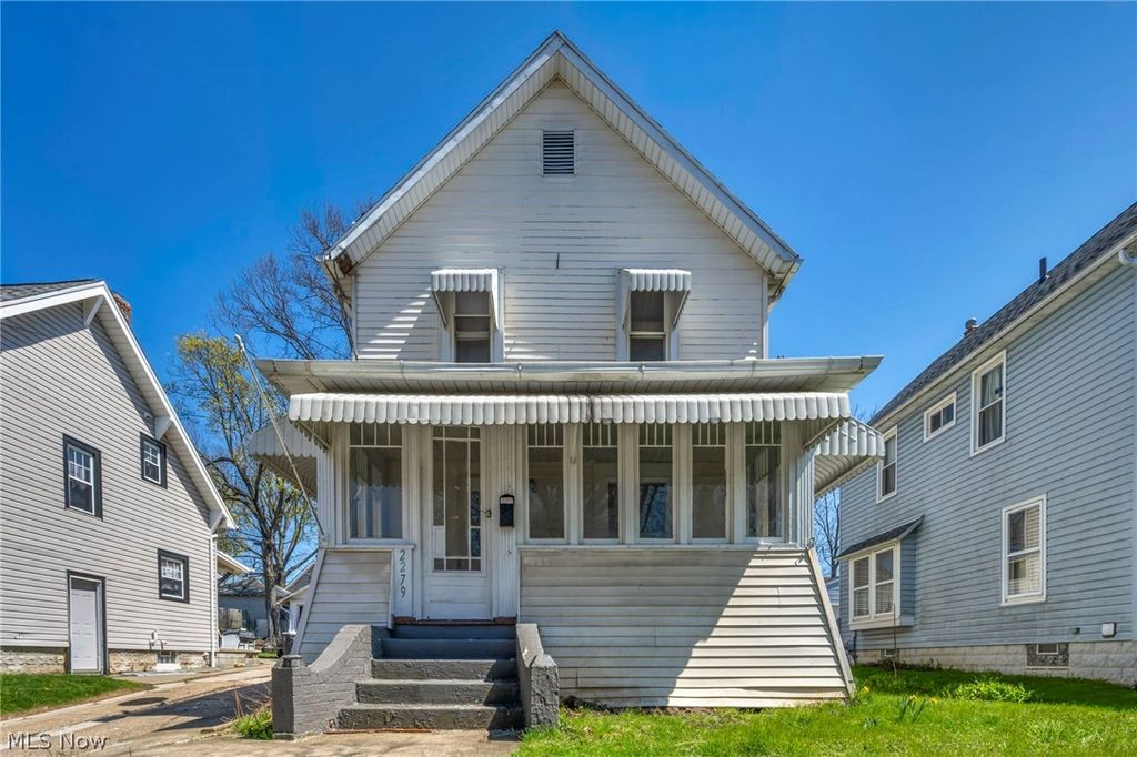 Photo of 2279 SW 13th Street SW, Akron, OH 44314 (MLS # 5200914)