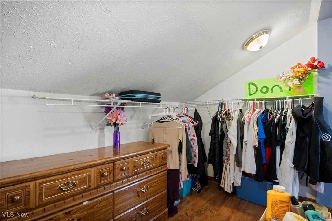 215 N Ridge Road, Lorain, Ohio image 26