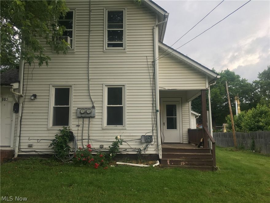 The two bedroom first floor apartment is located in heart of student housing by The University of Akron. There is covered front porch that enters into a large living room, two larger size bedrooms  (one bedroom has two closets), a full bath with shower/tub combo, eat in kitchen, and an extra room that could be used as dining room, office, etc. Off street parking in available.  All interested parties will apply online with a $50 application fee. Zillow applications not accepted. The property is professionally managed.