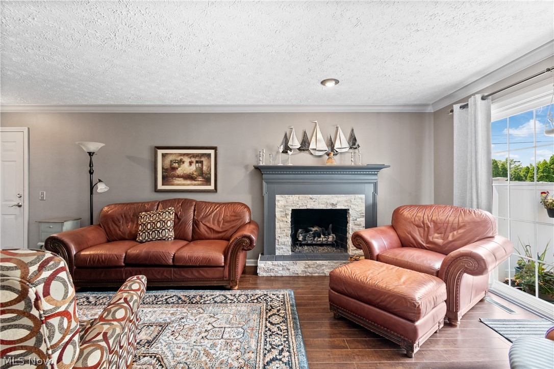 Foxboro Meadows - Residential
