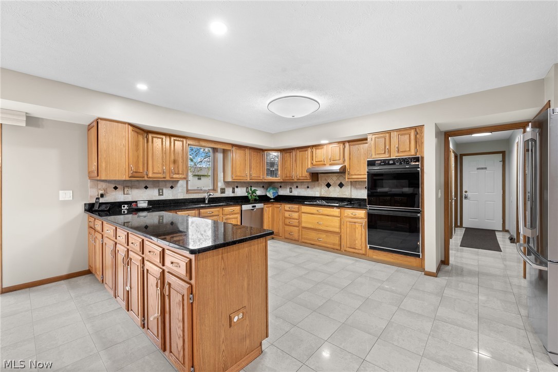 Highland Woods - Residential