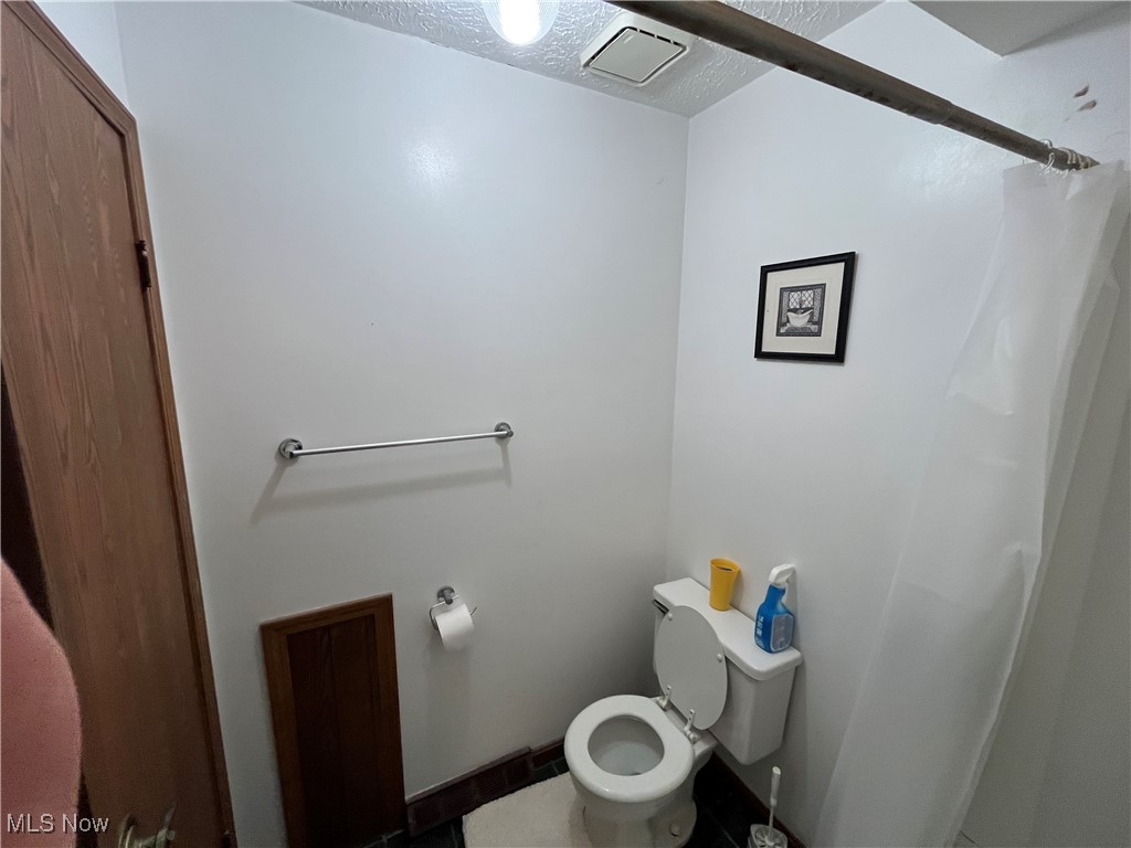 Cedar Glen Condo - Residential