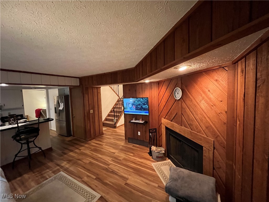 Cedar Glen Condo - Residential