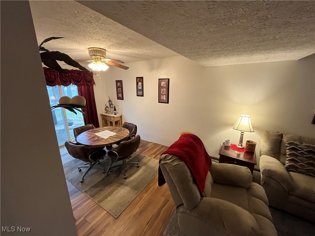 Cedar Glen Condo - Residential