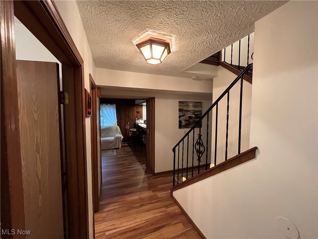 Cedar Glen Condo - Residential