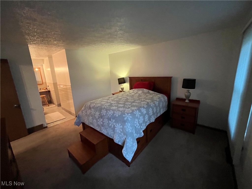 Cedar Glen Condo - Residential