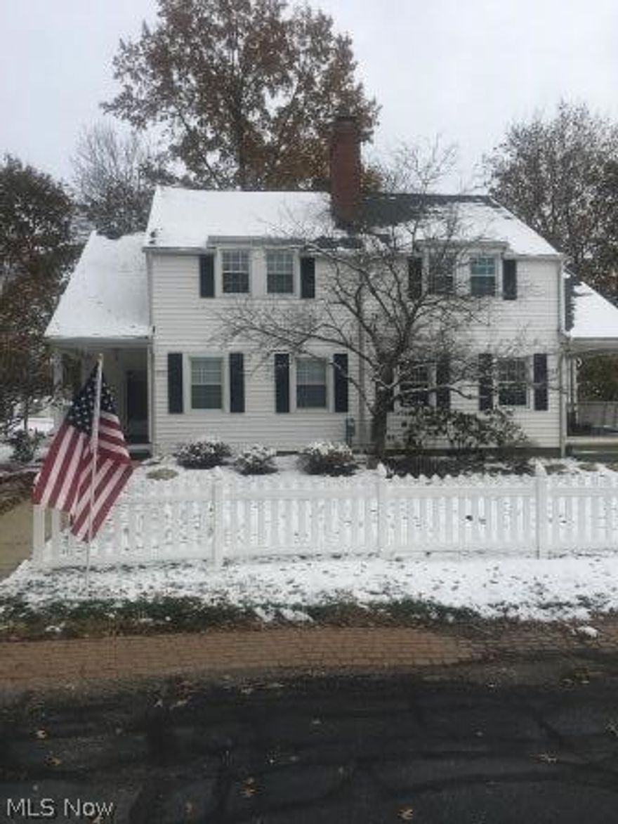Beautiful Duplex in Westfield Center.  Both sides currently rented at $900 per month per side.  Left unit is leased through December 31, 2020.  Right unit is leased through May 31, 2021.  All appliances stay.  Both units have covered porches.