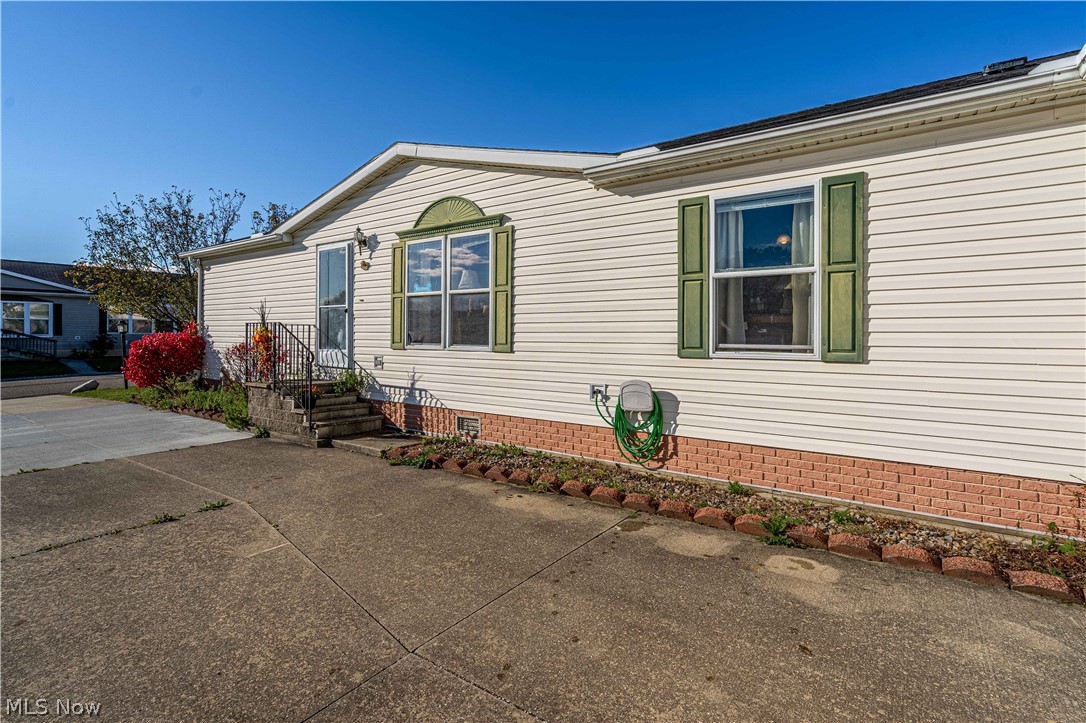 Lakeside Terrace - Residential