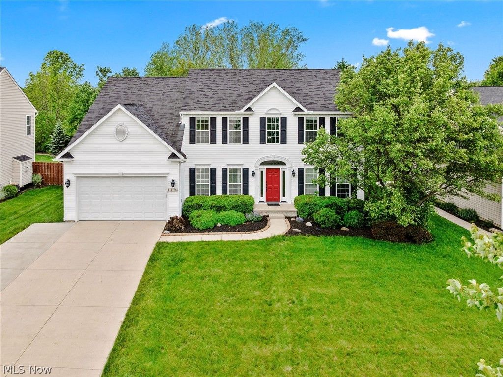 Photo of 11408 Glen Abbey Drive, North Royalton, OH 44133 (MLS # 5195726)