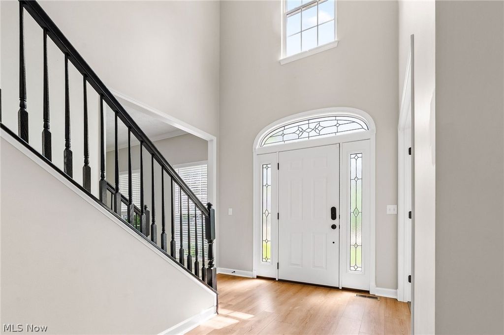 Photo of 11408 Glen Abbey Drive, North Royalton, OH 44133 (MLS # 5195726)