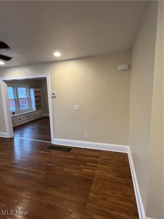 Lorain Villas Allotment - Residential