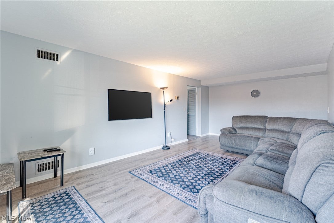 22051 River Oaks Drive B11