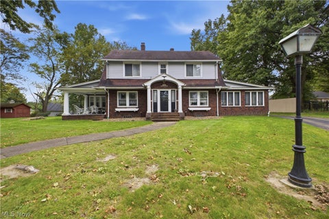 Homes For Sale - 24 Overlook Boulevard<br/> Struthers, OH 44471