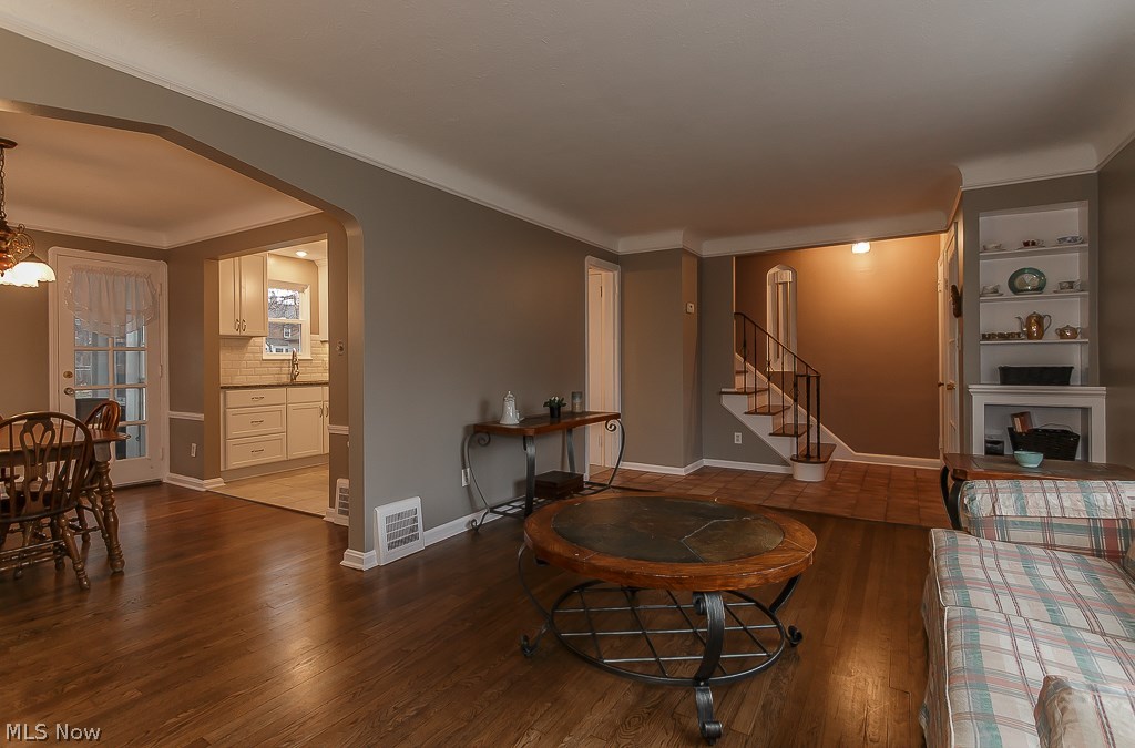 Security Land Dev Corps Mayfi - Residential