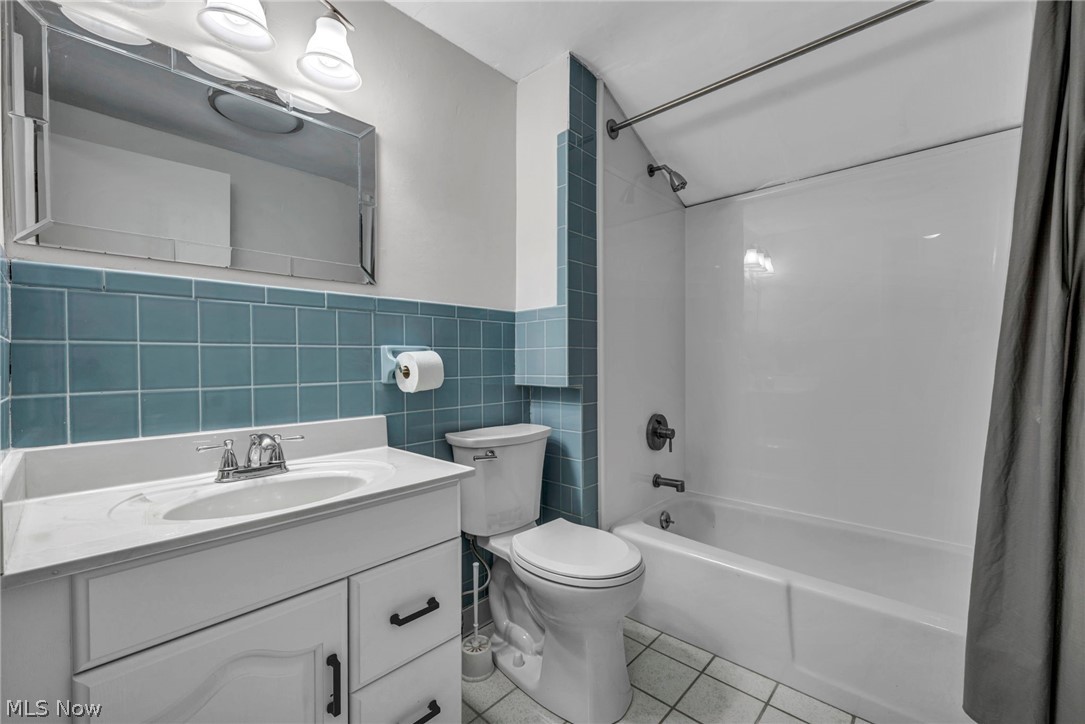 Applewood Acres - Residential