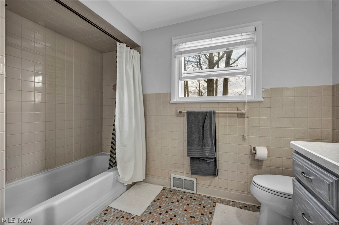 Applewood Acres - Residential