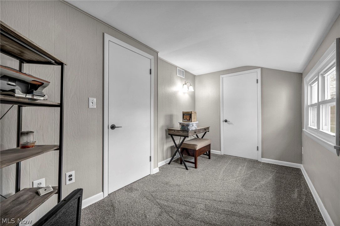 Applewood Acres - Residential