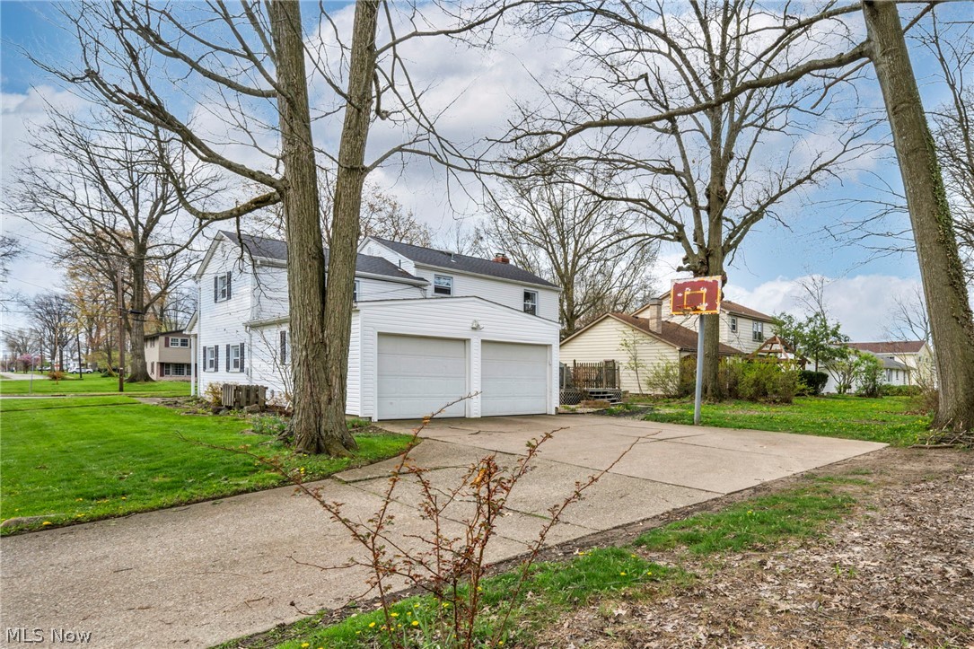 Applewood Acres - Residential