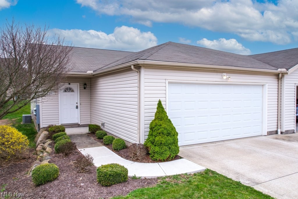 Welcome to this two Bedroom, two Bathroom carefree ranch condo in Waterford Pointe of Pleasant Lakes! Great opportunity as an investment, starter home, or a maintenance free downsizer, this end unit condo has an open floorplan with vaulted ceilings, luxury vinyl plank flooring, fully applianced kitchen with counter seating, and a large great room with dining room area and sliders to a patio. The primary bedroom features both an en suite bath and walk-in closet. The second bedroom has a double closet and direct access to another full bath that includes the washer and dryer (included in the sale). An attached 2 car garage provides additional storage. Just minutes from Kent State University, NEOMED, I76, and downtown Kent. This lovely home is sure to please! Come see today!