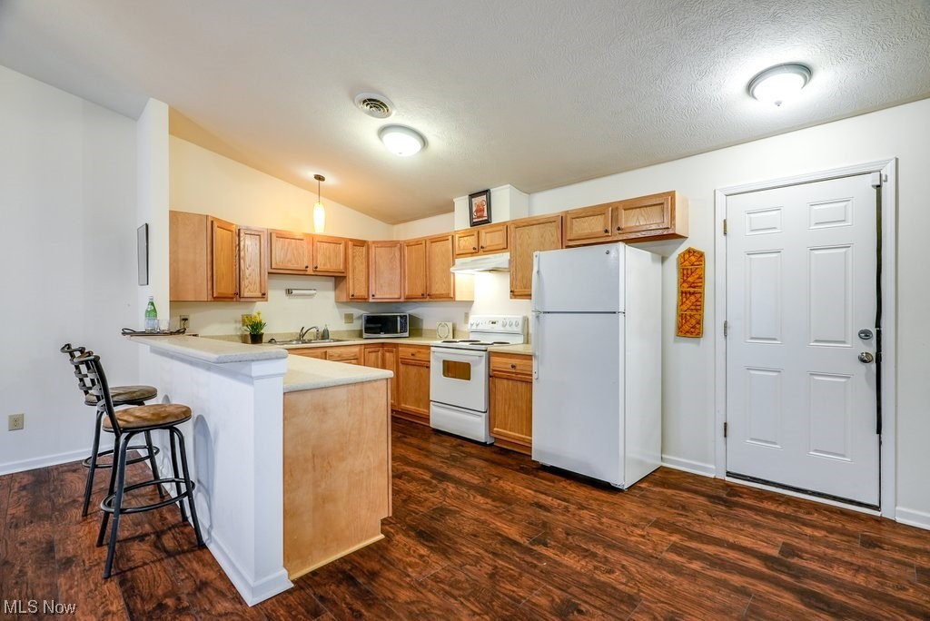 Waterford Pointe/Pleasant Lakes - Residential
