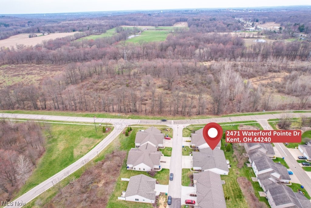 Waterford Pointe/Pleasant Lakes - Residential