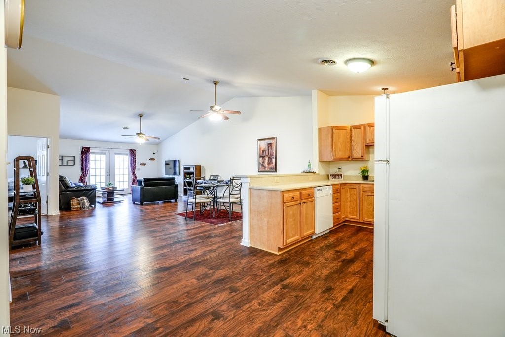 Waterford Pointe/Pleasant Lakes - Residential