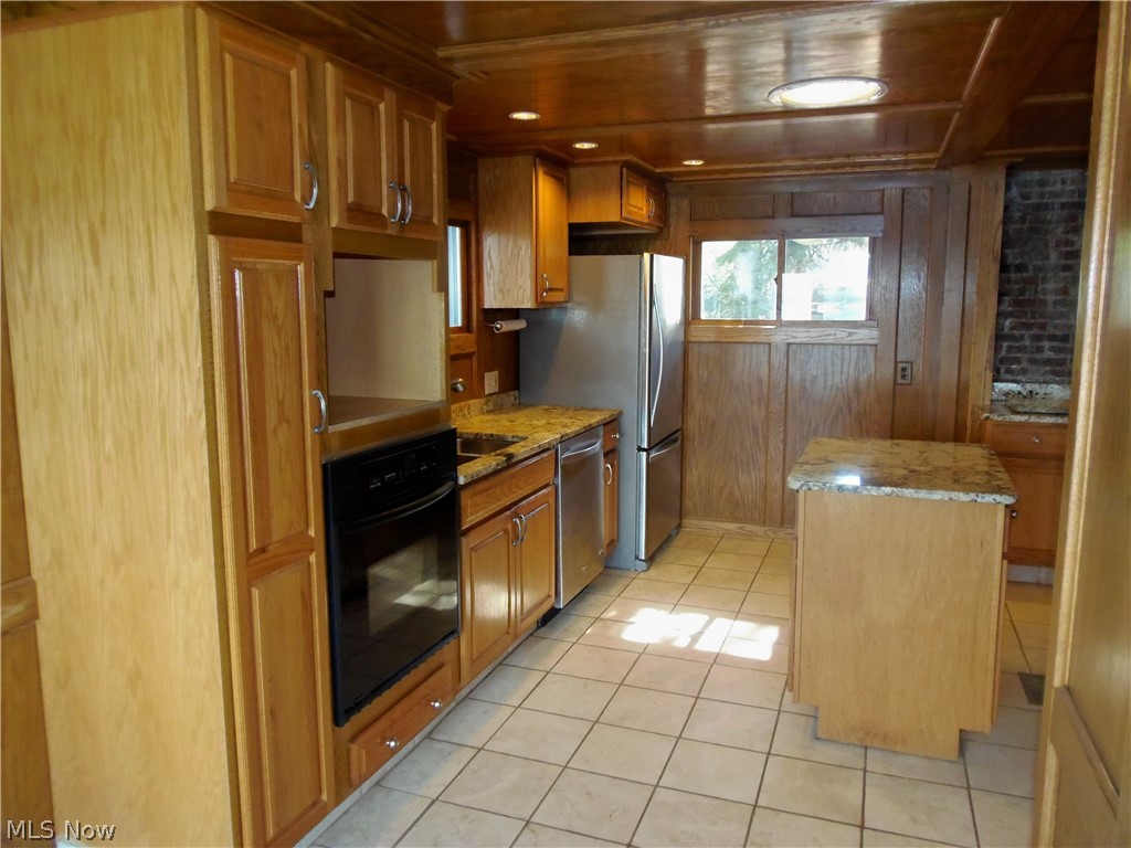 Oak Point - Residential