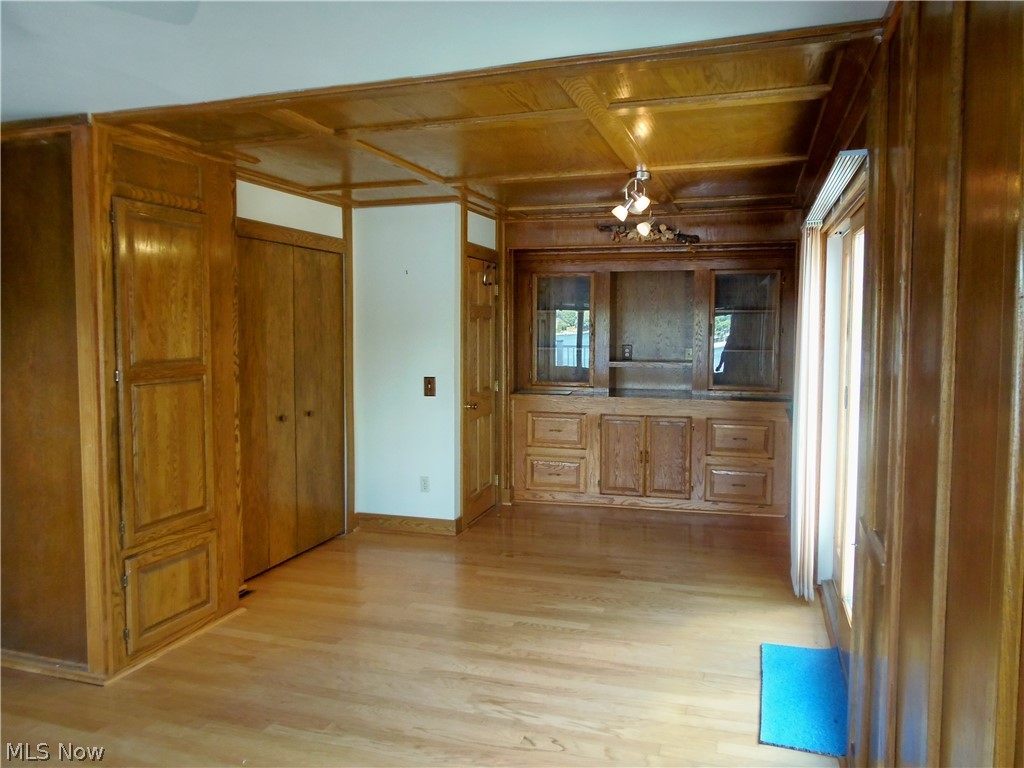 Oak Point - Residential