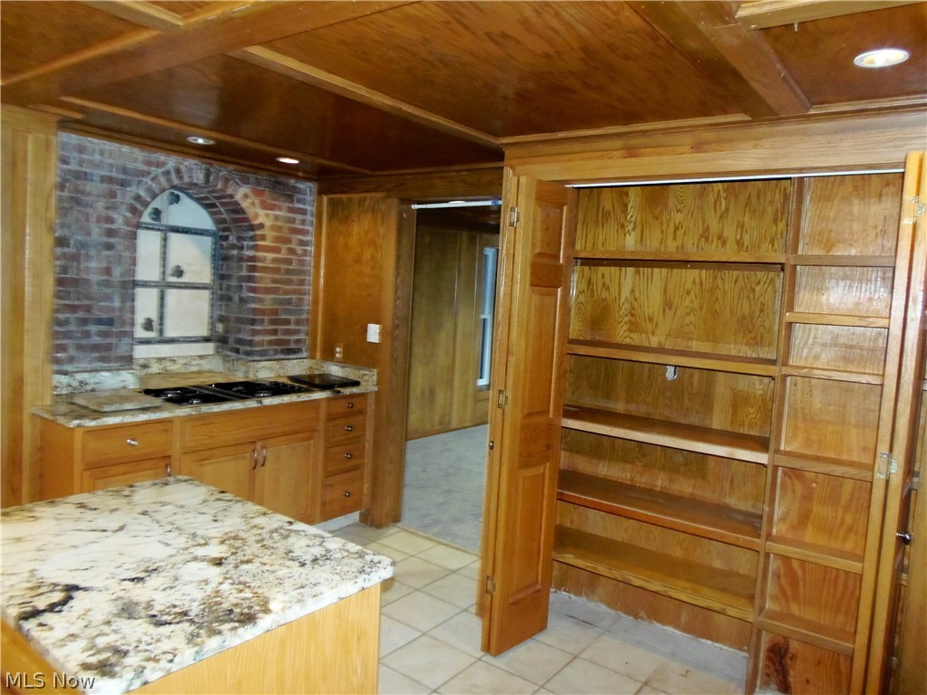 Oak Point - Residential