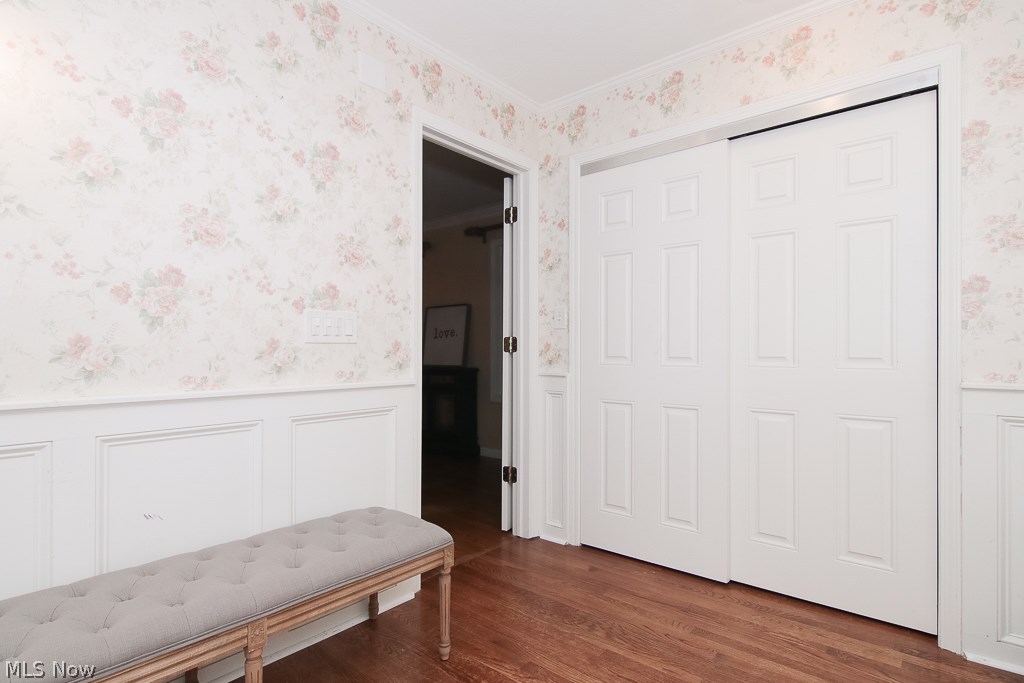 Broadview Acres - Residential