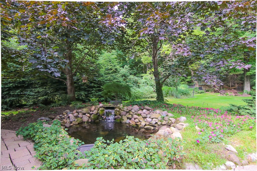 Broadview Acres - Residential