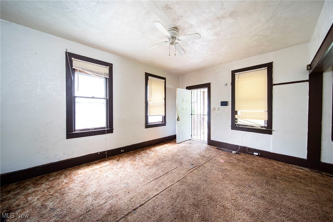 991 Ida Avenue