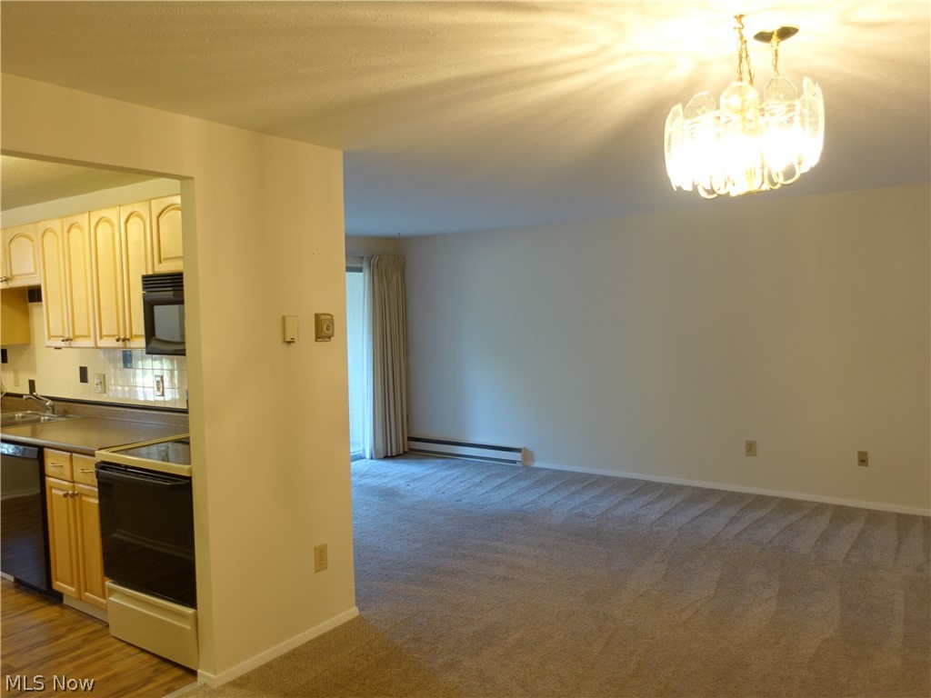 Silver Lake Towers - Residential