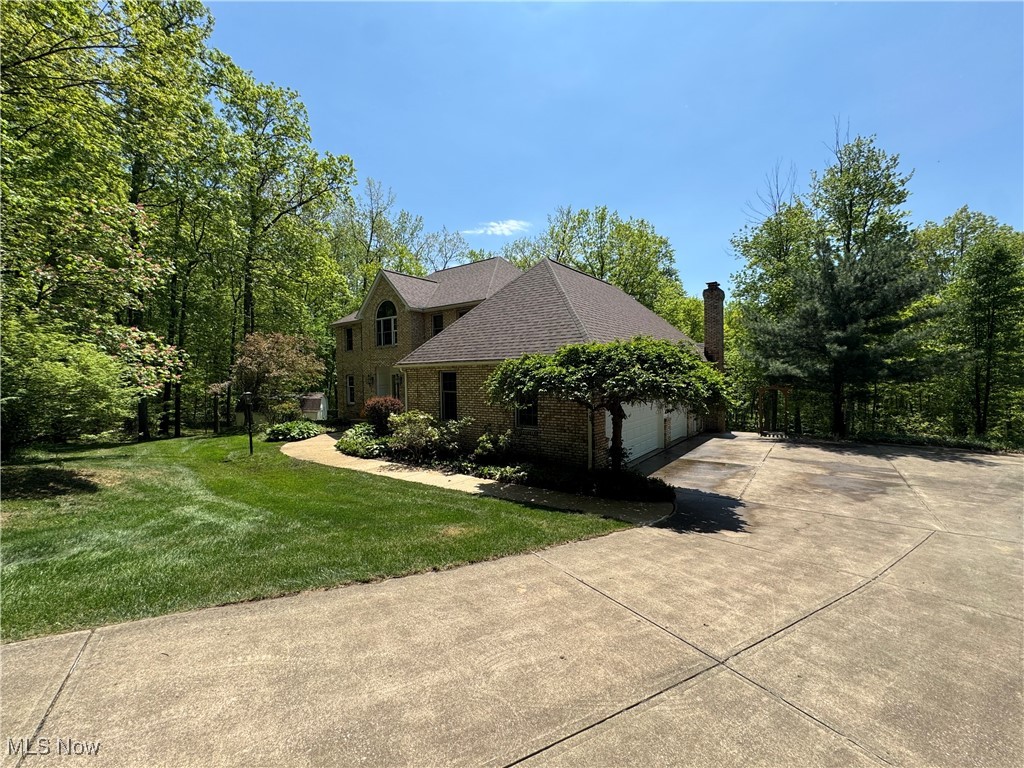 11185 Brentwood Lane, Chardon, Ohio image 47