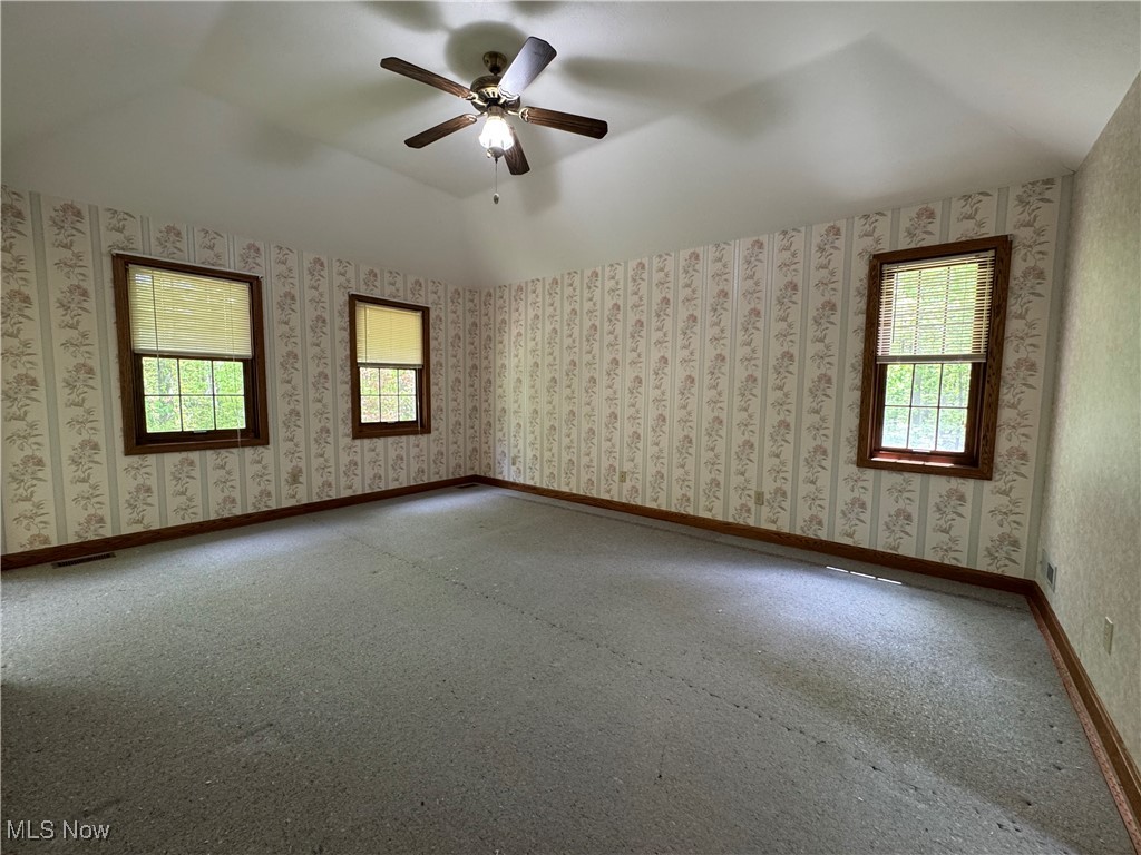 11185 Brentwood Lane, Chardon, Ohio image 28
