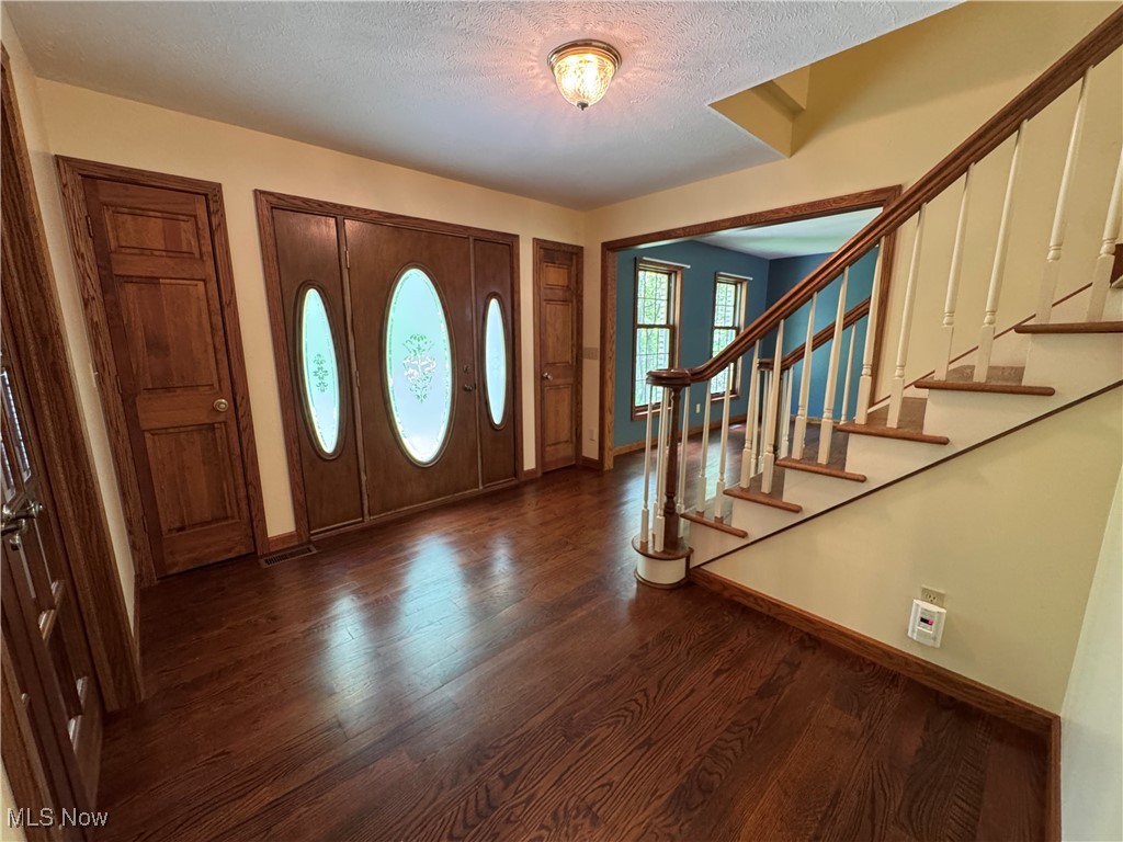 11185 Brentwood Lane, Chardon, Ohio image 16