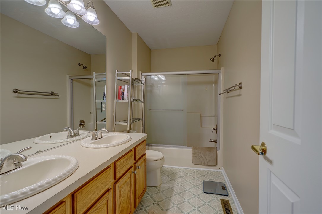 Reserve At Macintosh Farms - Residential