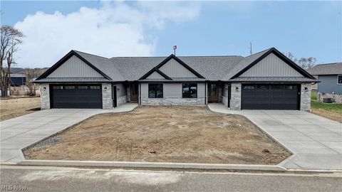 Condo For Sale - 763 Fernsell<br/> Tuscarawas County, Strasburg, OH 44680