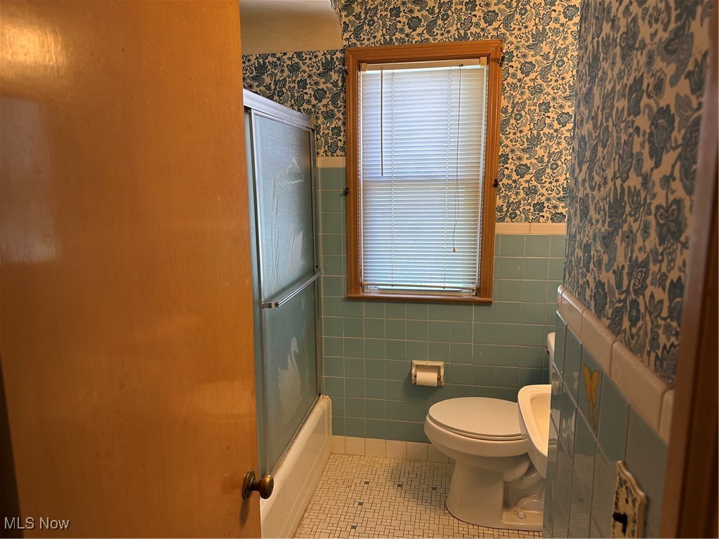 15917 Turney Road, Maple Heights, Ohio image 10
