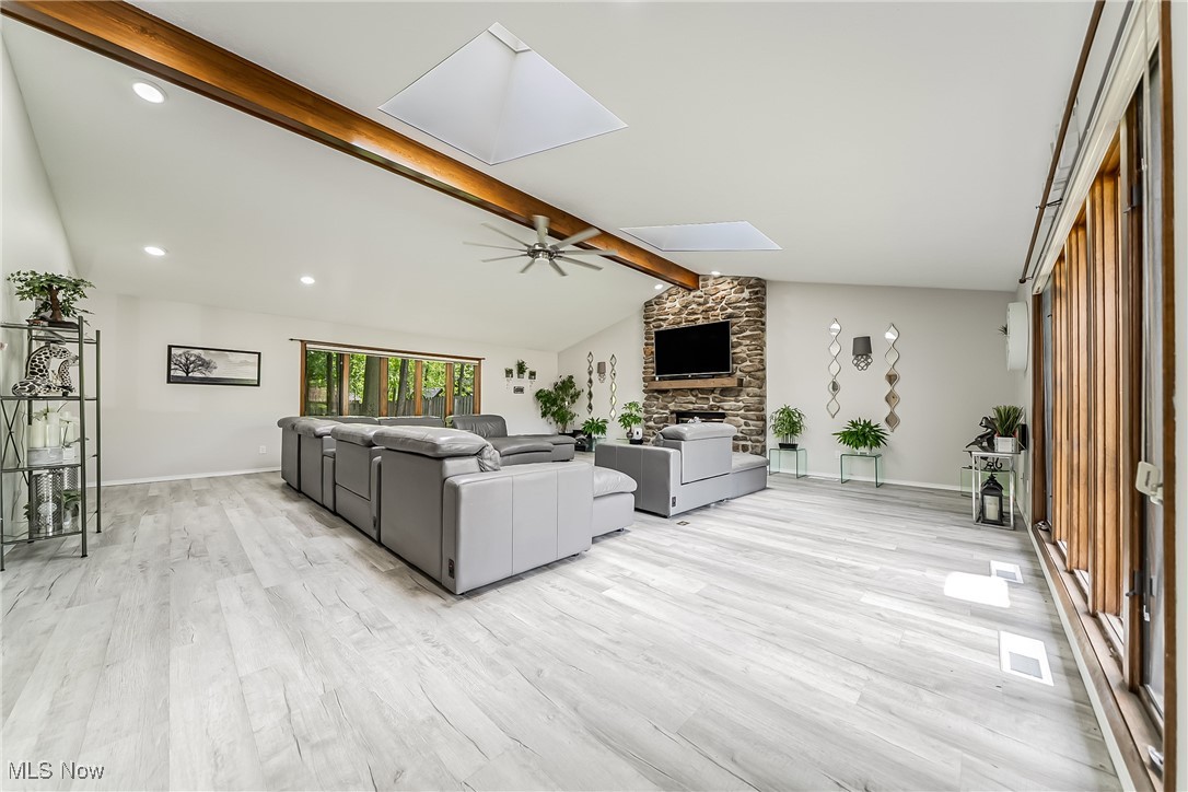 10595 Shale Brook Way, Strongsville, Ohio image 4