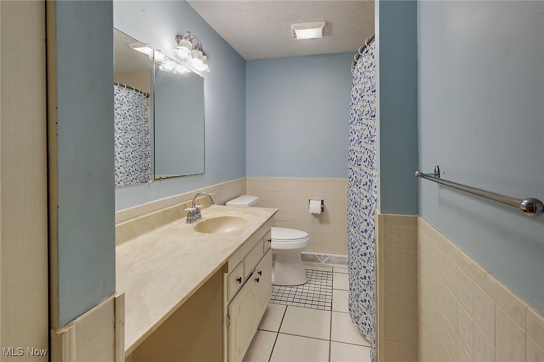 Wilkshire Hills Edgewood Acres - Residential