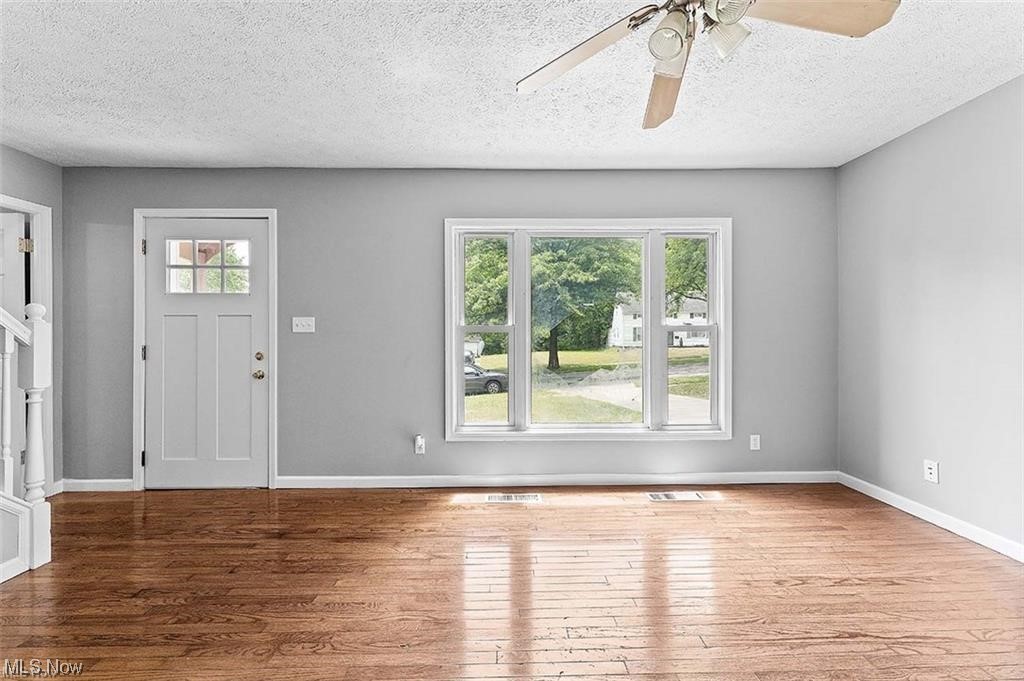 Brentwood Village 05/R Dvoraks - Residential