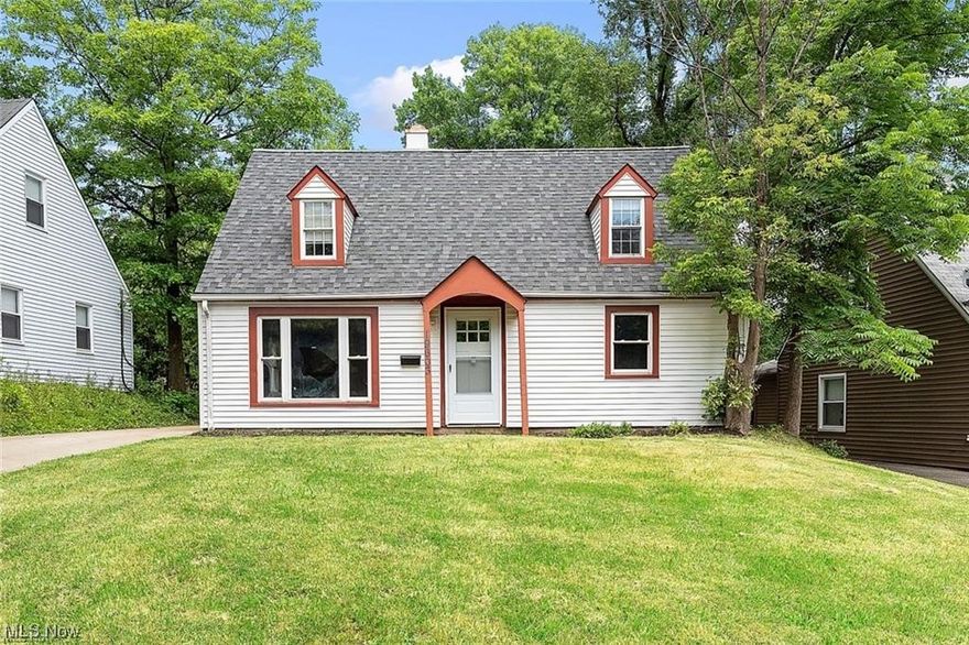 Nicely remodeled bungalow on a quiet street in Warrensville Heights. Fresh neutral paint/flooring throughout! Beautiful wood floors, well-lit living room! Kitchen is large with white cabinets, modern hardware, granite countertops & a panty! One bedroom is on the first floor, the other two are upstairs. Full bath has a tub/shower combo, sink vanity & mounted mirror! New electrical, plumbing, roof, siding and concrete driveway! Nice sized backyard! Detached 1 car garage. Currently rented @ $1,165 until July of 2024.