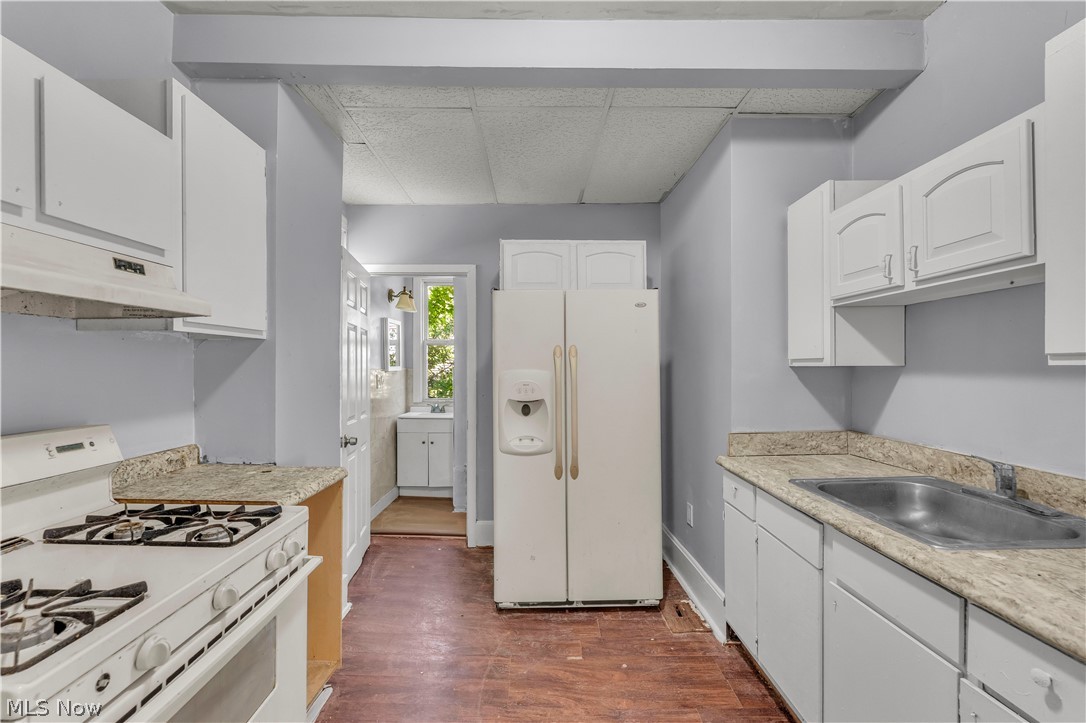 2480 E 86th Street