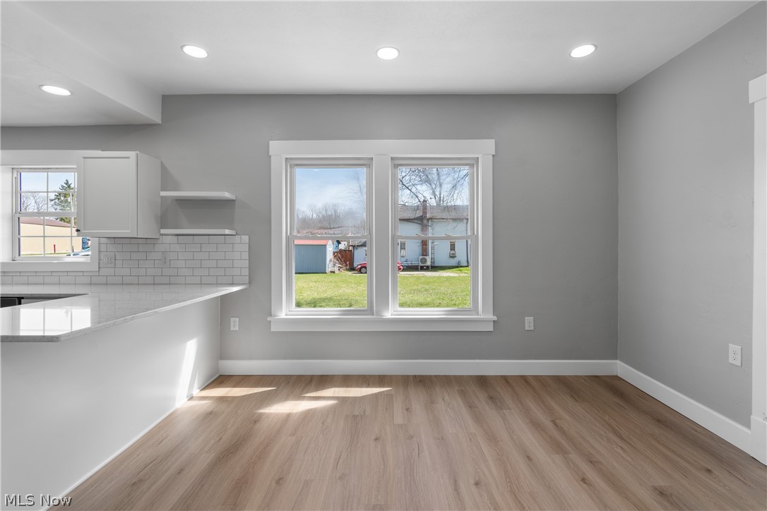 Village/Navarre - Residential